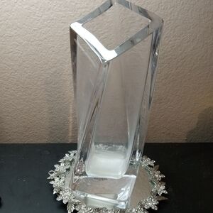 EXQUISITE Signed Goran Wharff Kosta Boda "Sails" Twisted 11" Crystal Vase